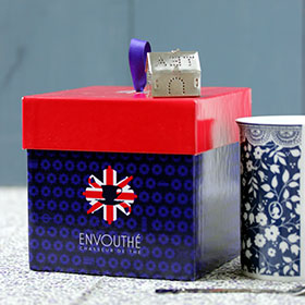 four 0 clock box the envouthe english teatime